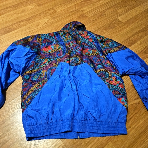 Beautiful women's vintage windbreaker - Picture 2 of 4